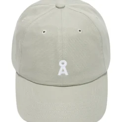 Yenaas Bold Cap